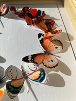 Charger l&#39;image dans la galerie, Couronne de papillons -  Groseille. - Petit Modèle
