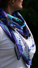 Charger l&#39;image dans la galerie, Foulard Le grand bleu
